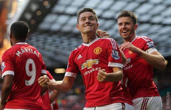 理查兹：若昂-佩德罗令人难以置信，但他绝对没有奥斯梅恩出色.